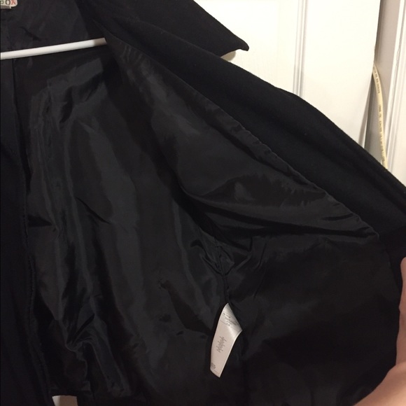 Roxy Jacket - EUC - Picture 4 of 6